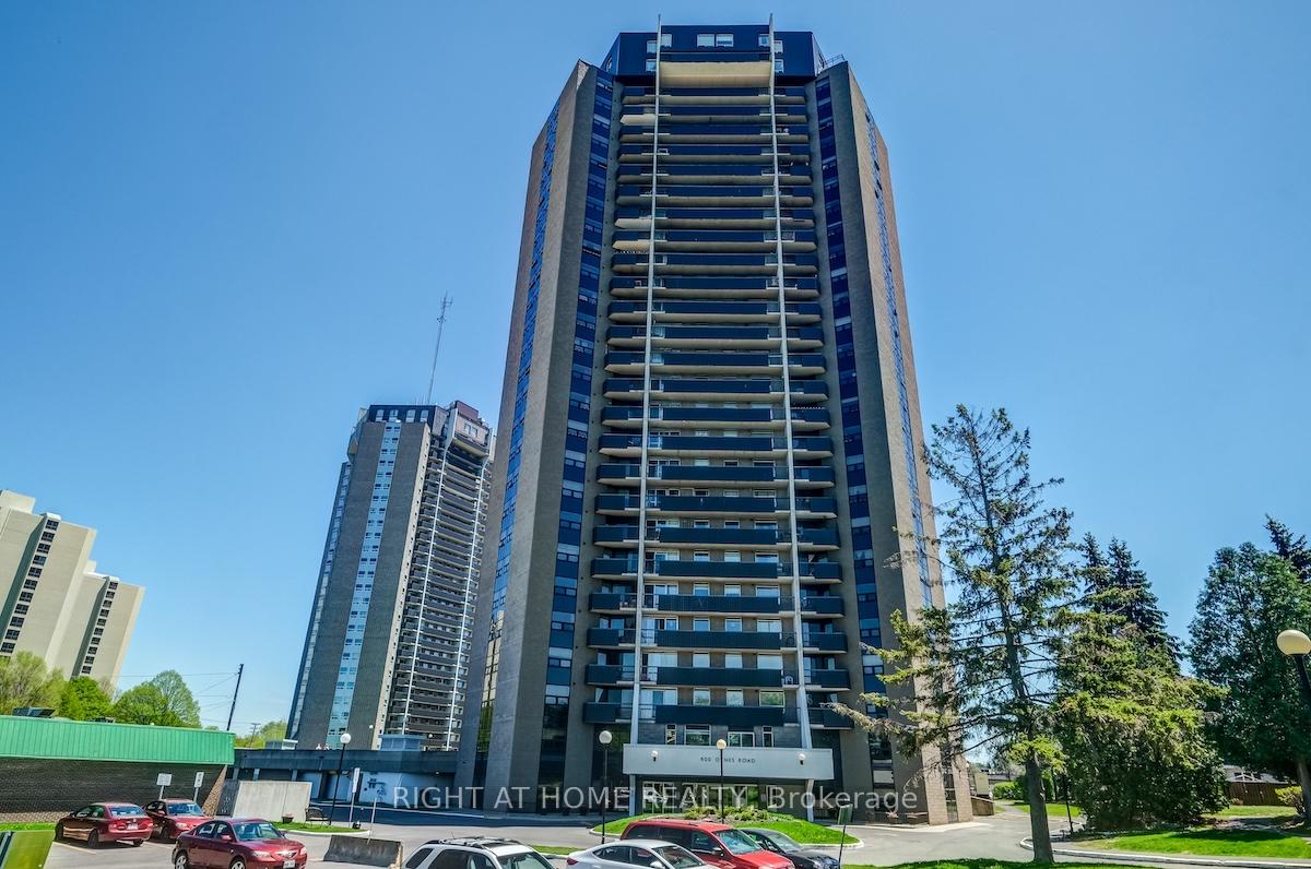 900-dynes-road-mooneysbaycarletonheightsanarea-ottawa-ontario-x12245040
