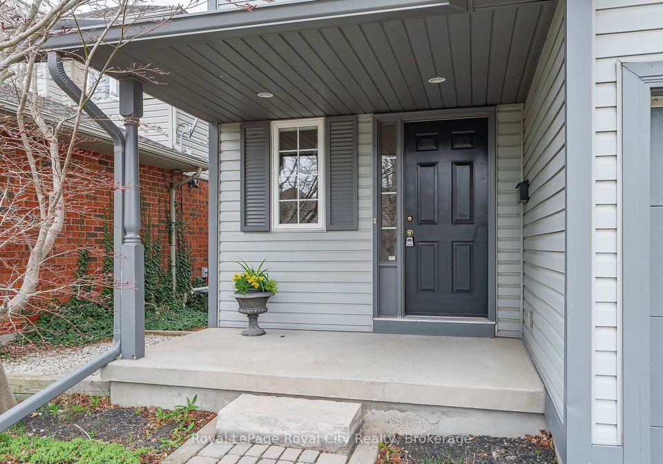 90-doyle-drive-guelph-ontario-x12245100