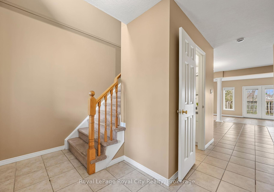 90-doyle-drive-guelph-ontario-x12245100