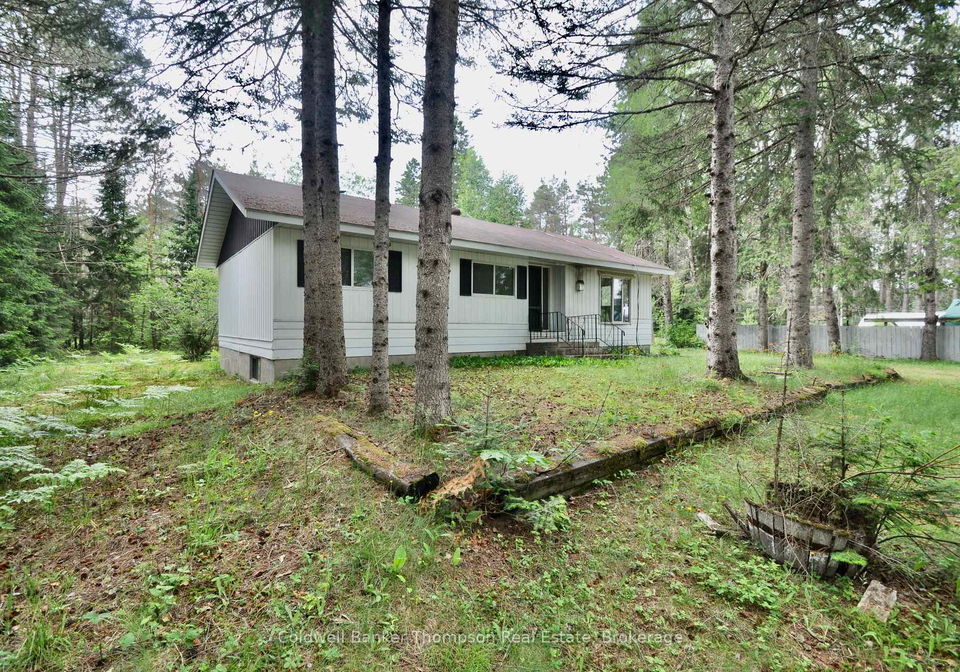 8-spruce-lane-armour-ontario-x12245233