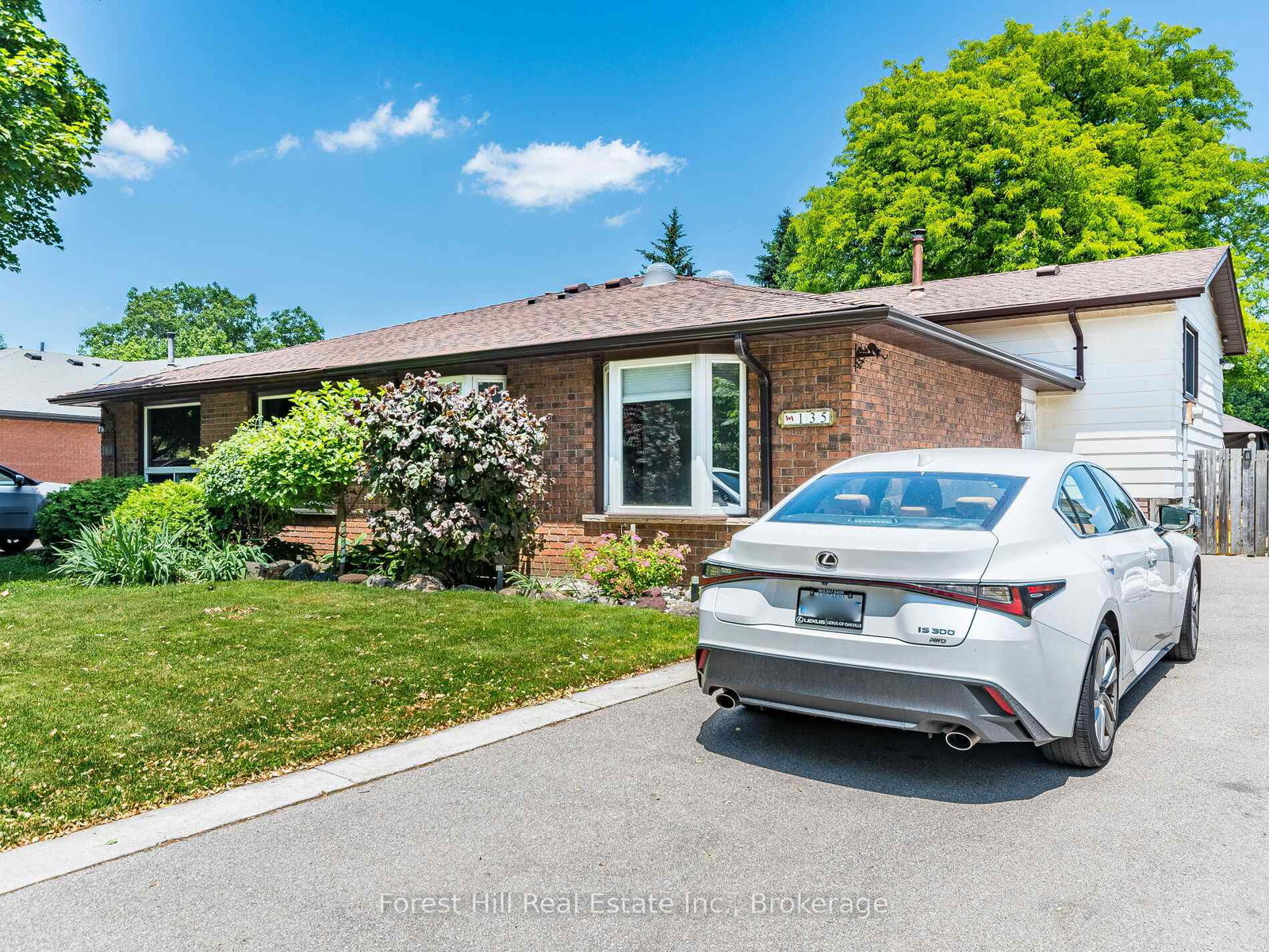 135-cranbrook-drive-hamilton-ontario-x12245271