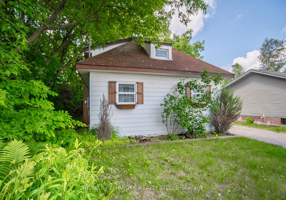 184-munro-street-pembroke-ontario-x12245274
