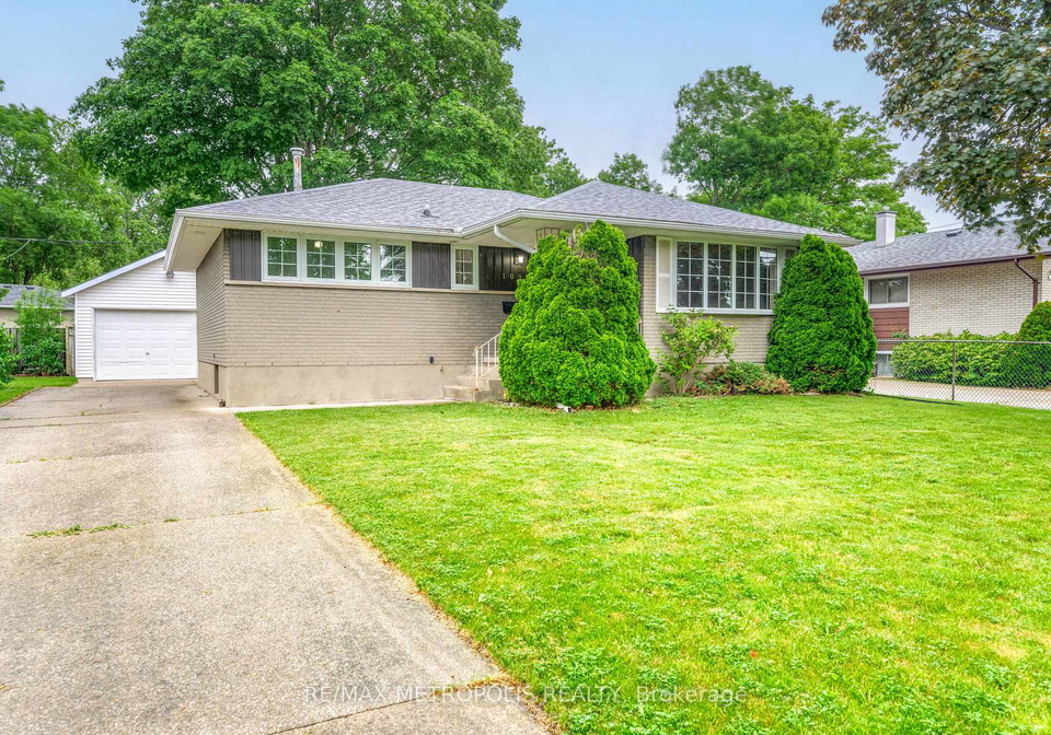 1092-leckie-drive-sarnia-ontario-x12245308