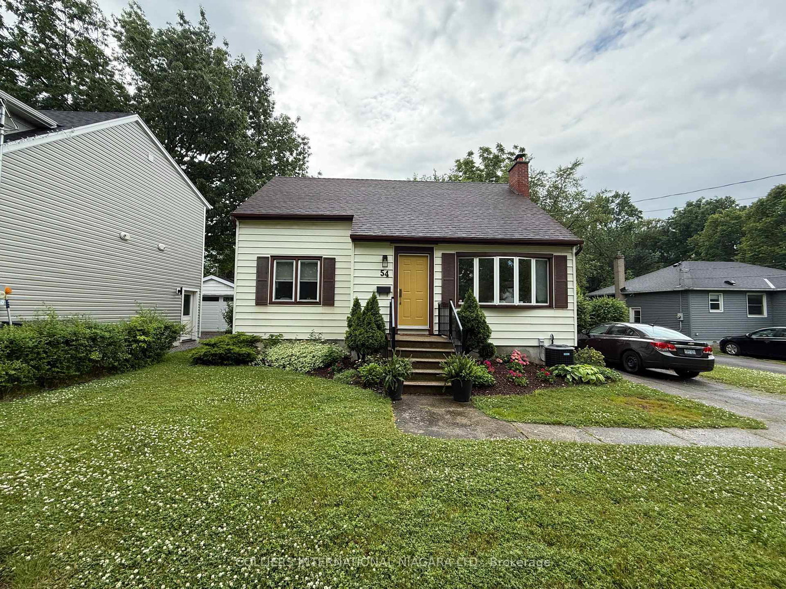 54-tecumseh-street-st-catharines-ontario-x12245474
