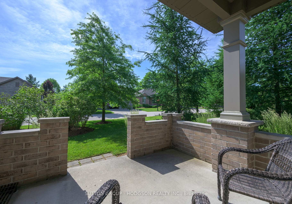 2757-sandra-post-lane-london-south-ontario-x12245494