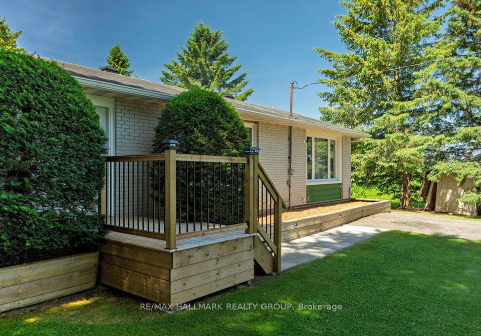 109-rostad-avenue-s-ottawa-ontario-x12245658