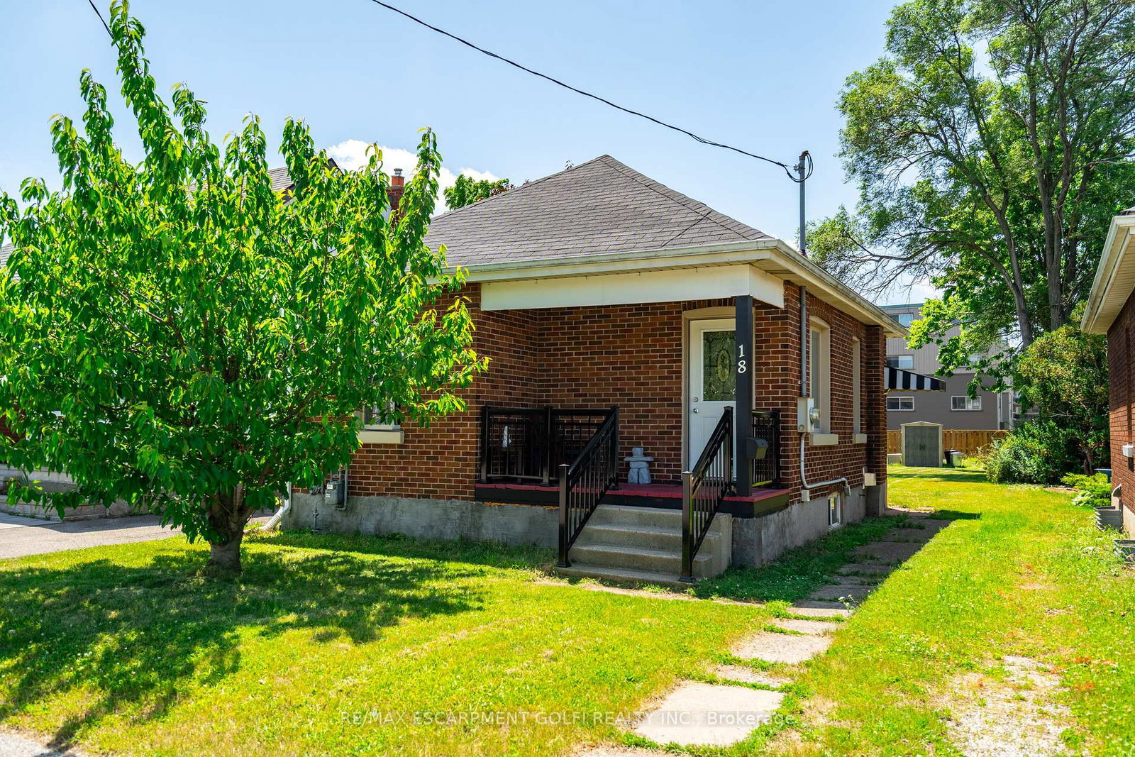18-eastbourne-street-brantford-ontario-x12245748