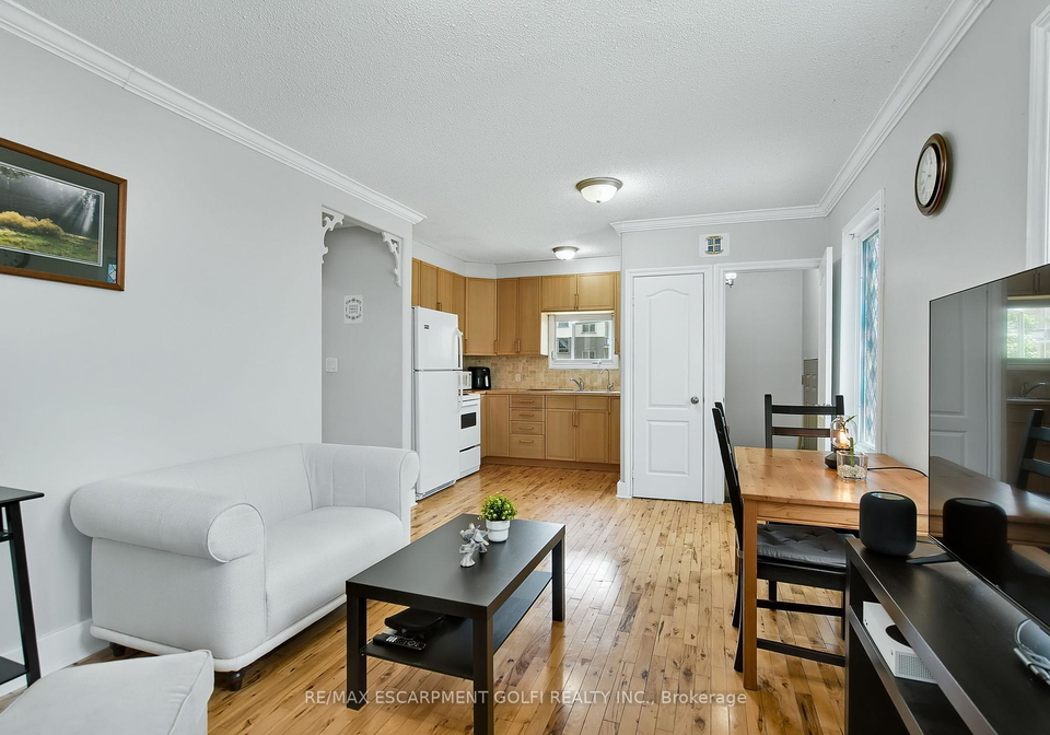 18-eastbourne-street-brantford-ontario-x12245748