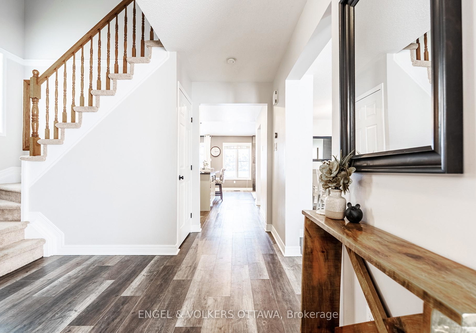 18-avonhurst-avenue-ottawa-ontario-x12245873