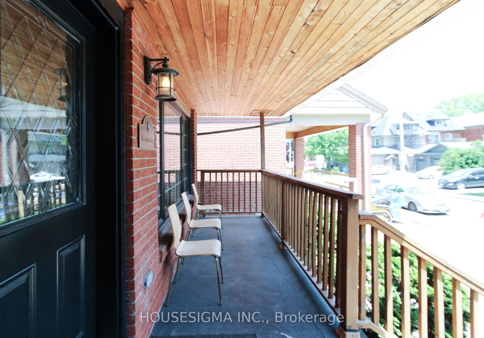 8-mountain-avenue-hamilton-ontario-x12245954
