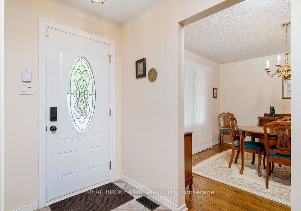 31-oakhurst-crescent-ottawa-ontario-x12246157