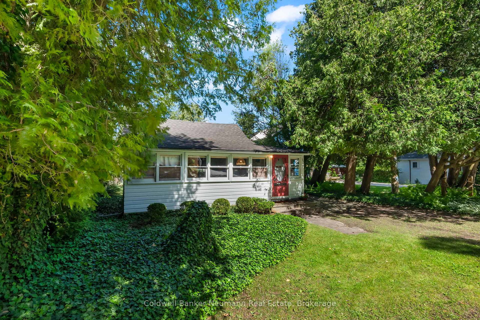 241-lake-street-saugeen-shores-ontario-x12246205