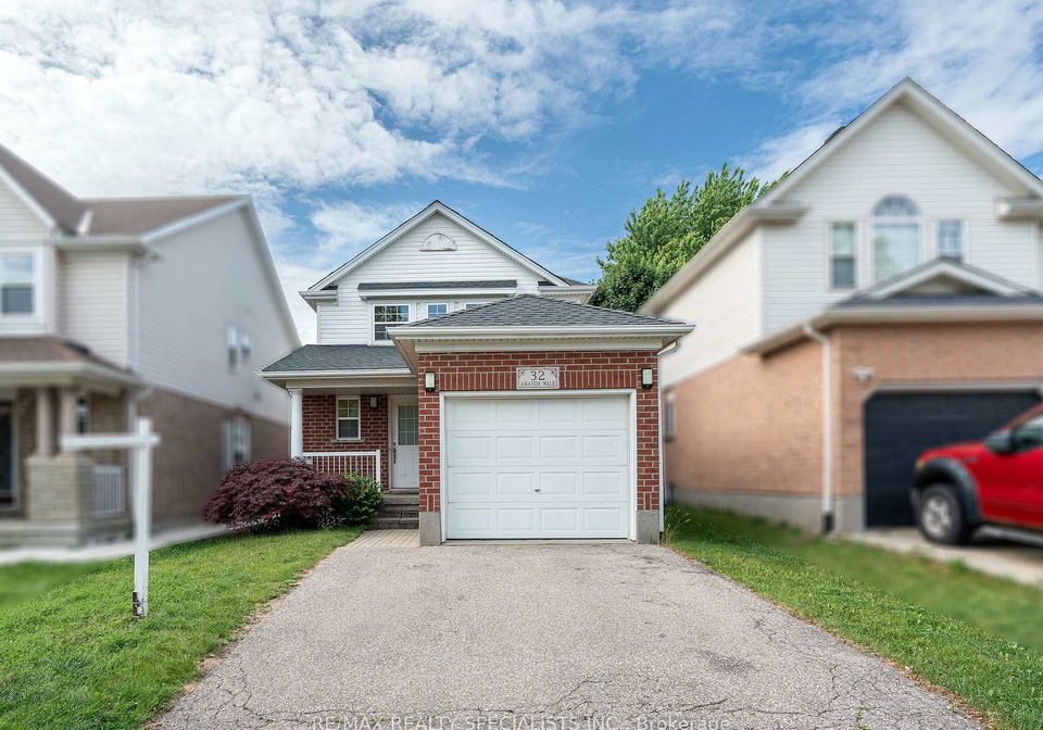 32-amanda-walk-cambridge-ontario-x12246286