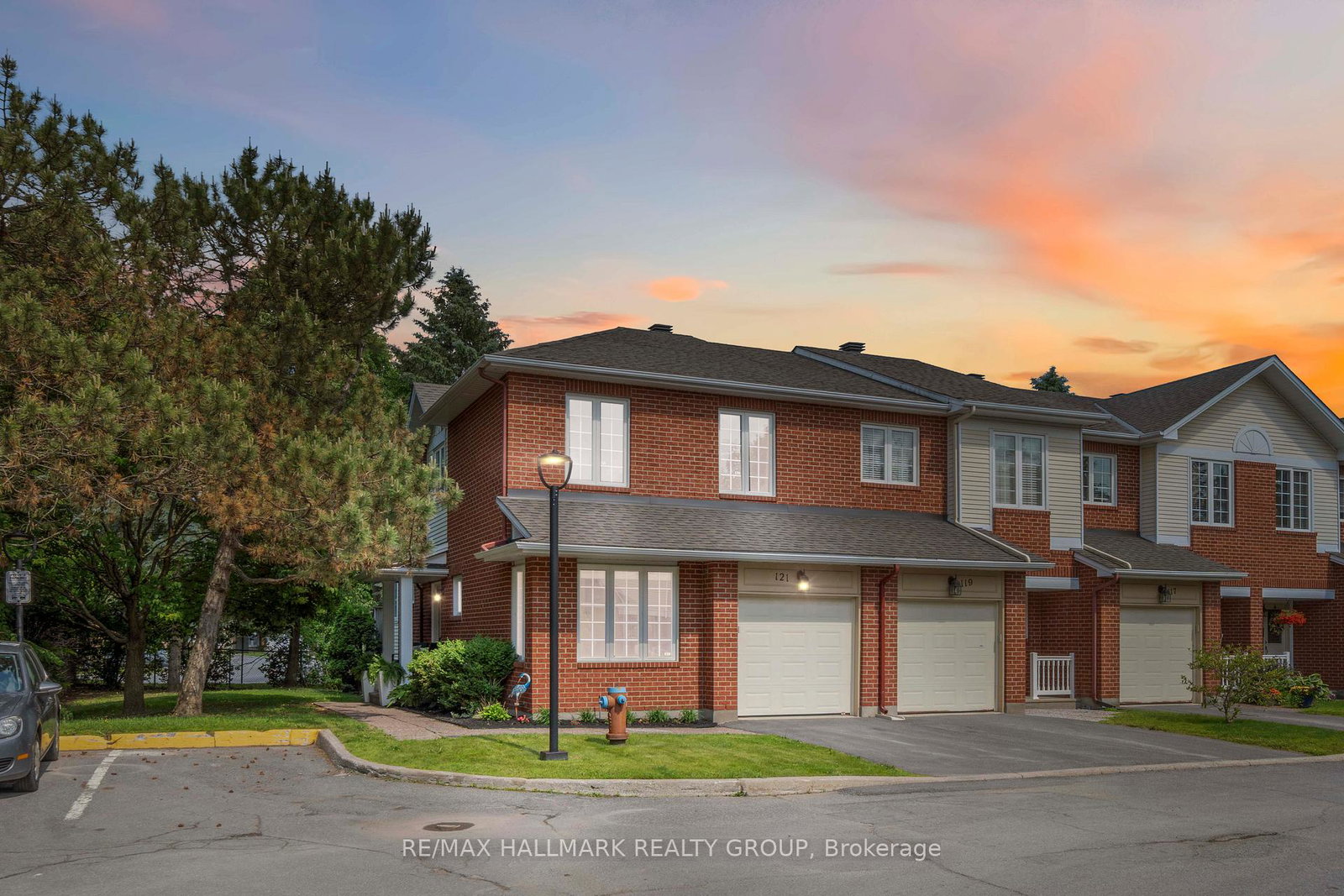 121-stonebriar-drive-ottawa-ontario-x12246289