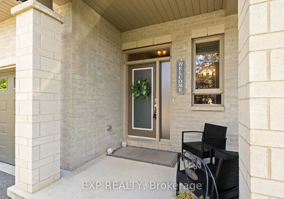 8-dulmage-crescent-carleton-place-ontario-x12246340