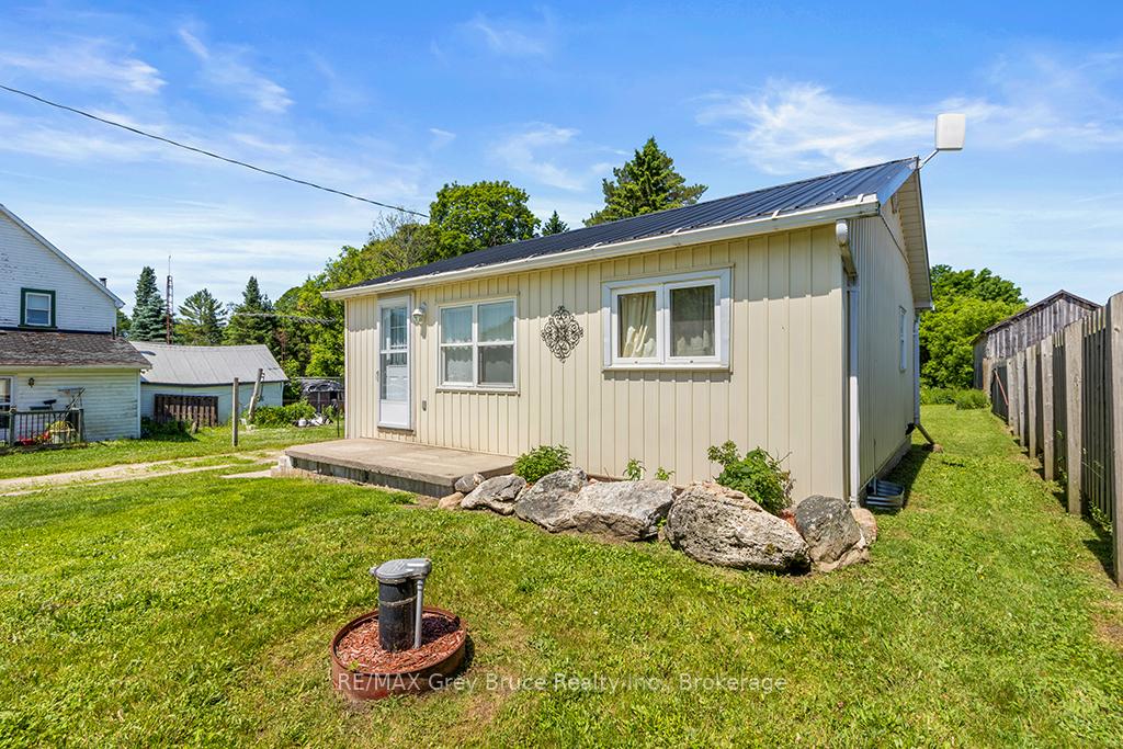 580309-60-sideroad-chatsworth-ontario-x12246391