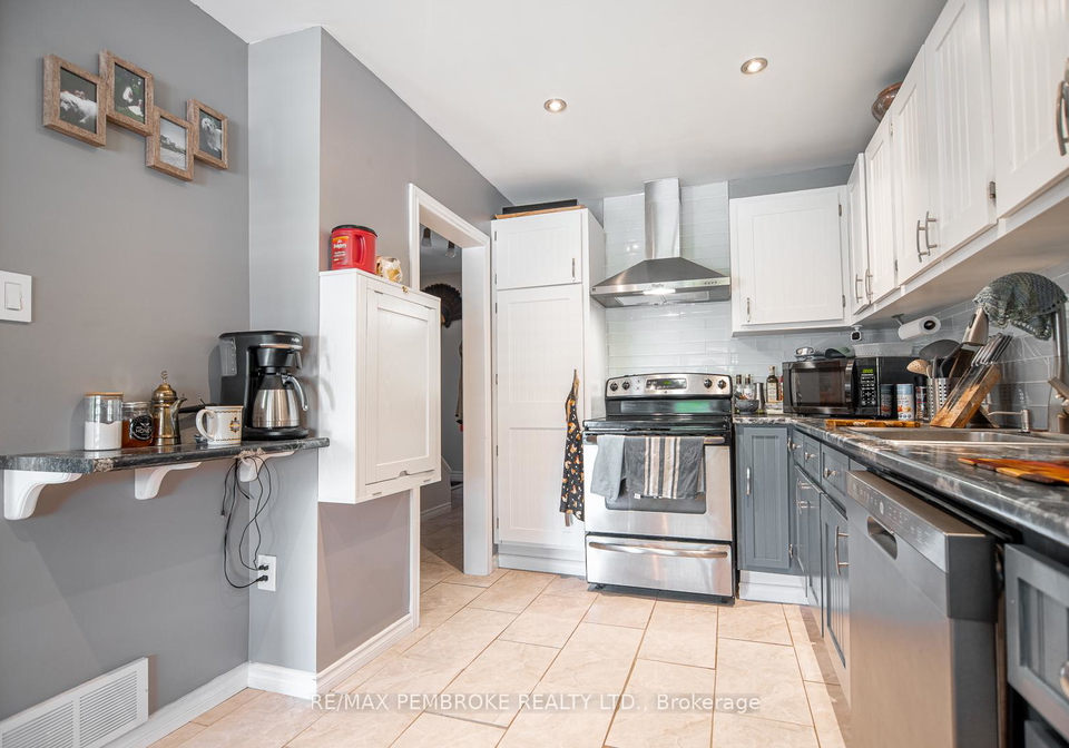 245-everett-street-pembroke-ontario-x12246492