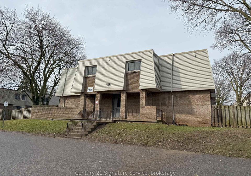 17-old-pine-trail-e-st-catharines-ontario-x12246619