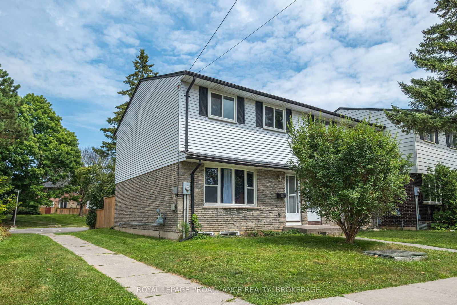 930-oakview-avenue-kingston-ontario-x12246918