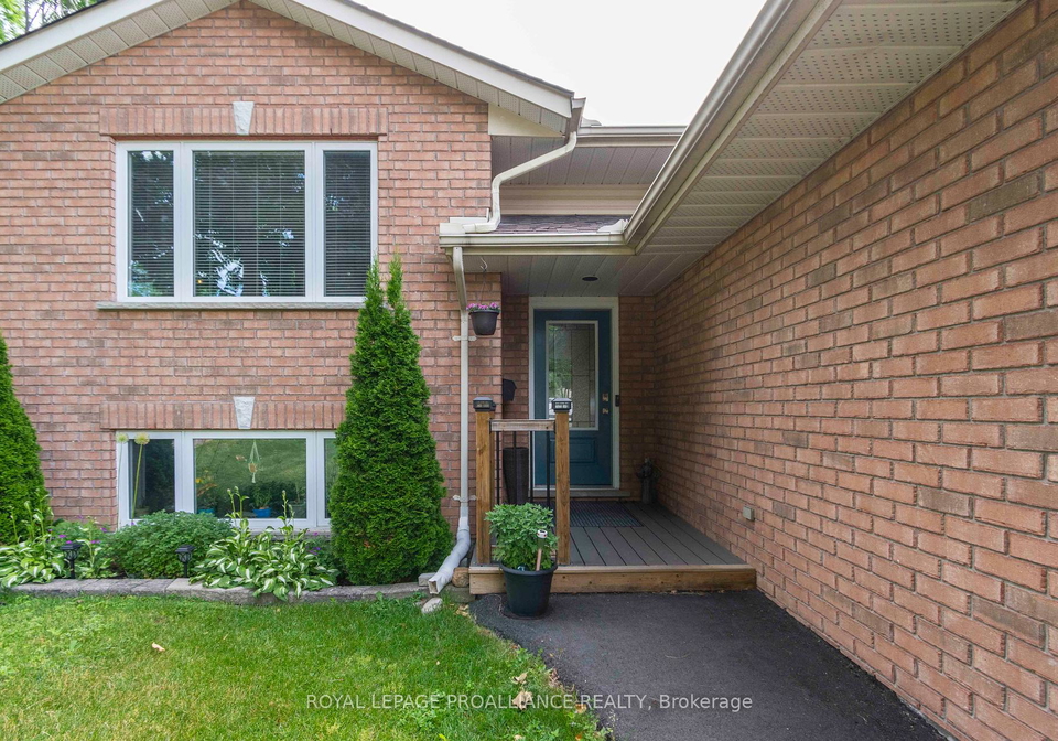 39-reid-street-quinte-west-ontario-x12246973