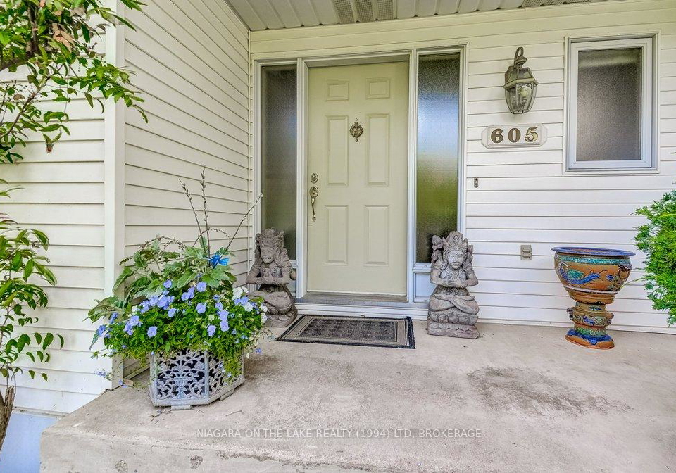 605-simcoe-street-niagara-on-the-lake-ontario-x12247097