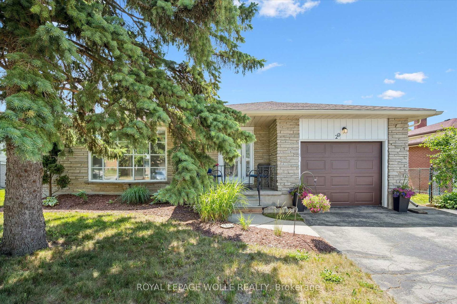 29-strathcona-crescent-kitchener-ontario-x12247108