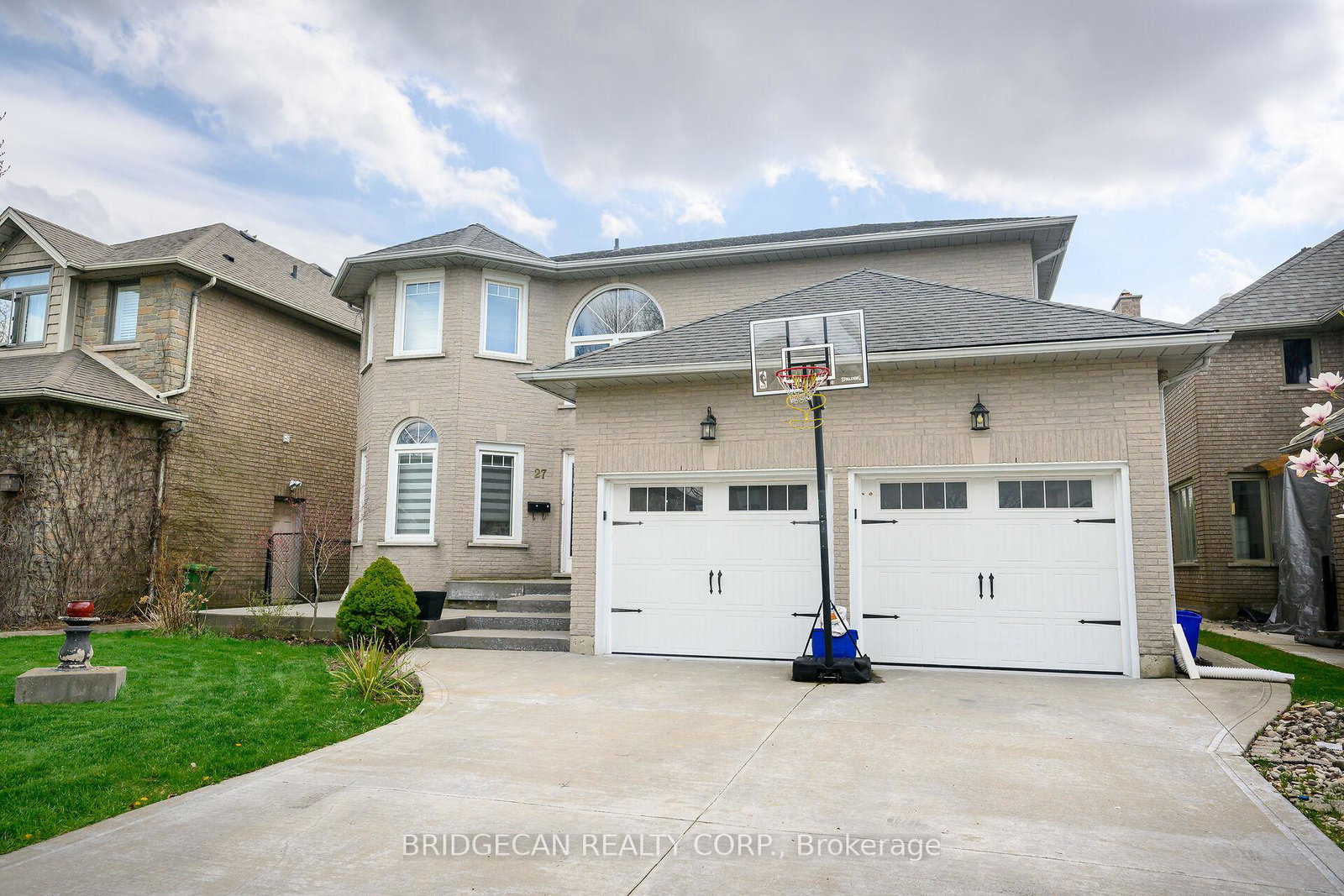 27-promenade-drive-hamilton-ontario-x12247163