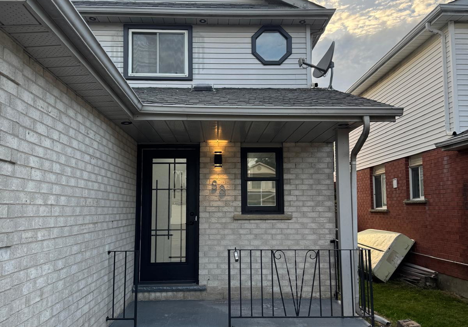 98-steeles-crescent-cambridge-ontario-x12247406