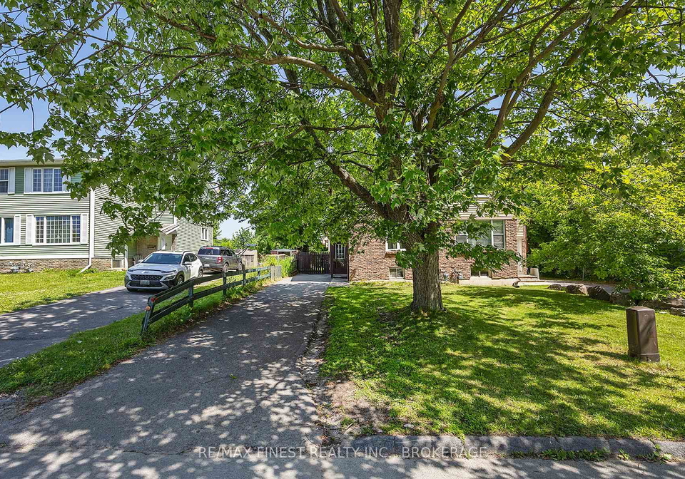 10-calderwood-drive-kingston-ontario-x12247559