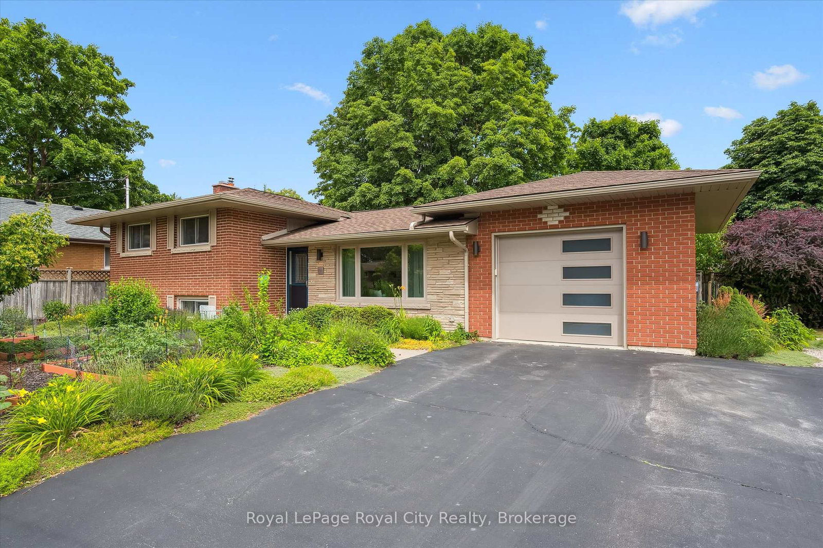 1-balmoral-drive-guelph-ontario-x12247561