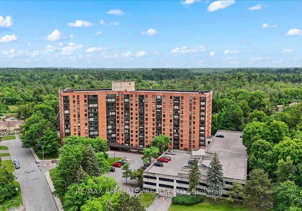 80-sandcastle-drive-ottawa-ontario-x12247658