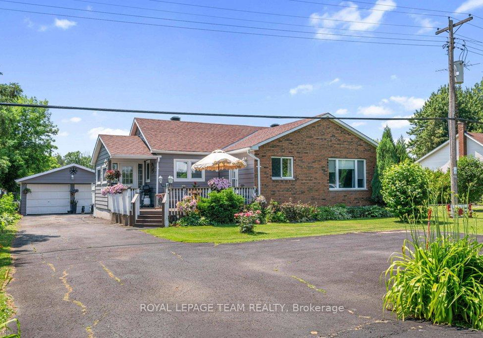 5466-county-8-road-south-dundas-ontario-x12247713
