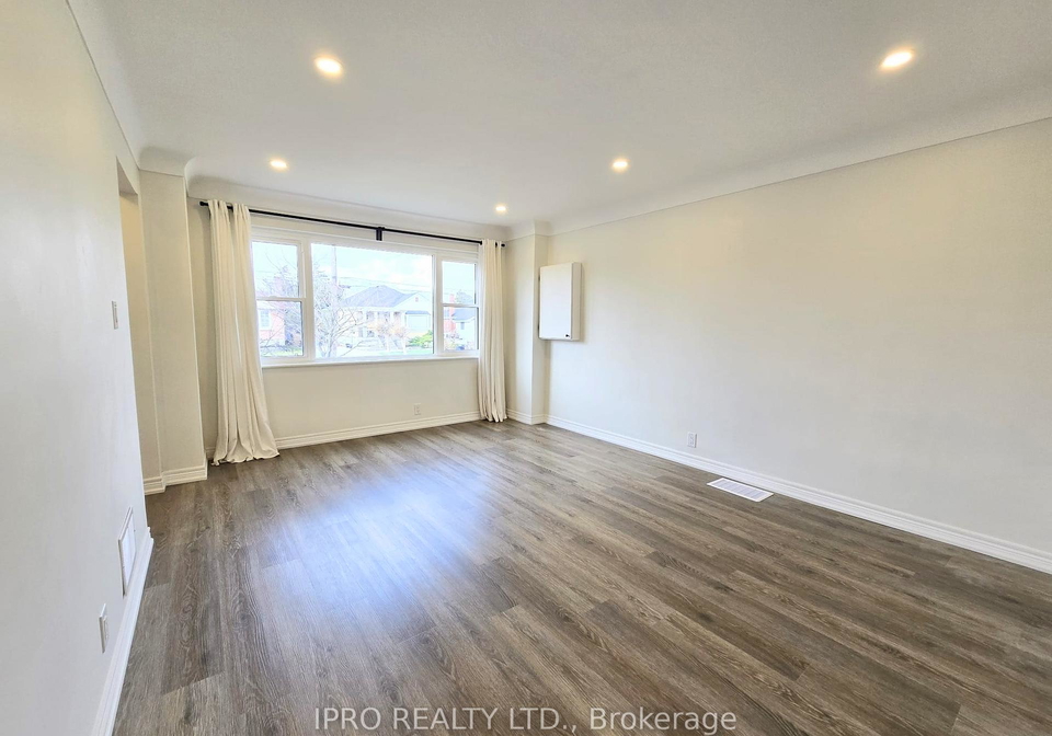 371-east-28th-street-hamilton-ontario-x12247718