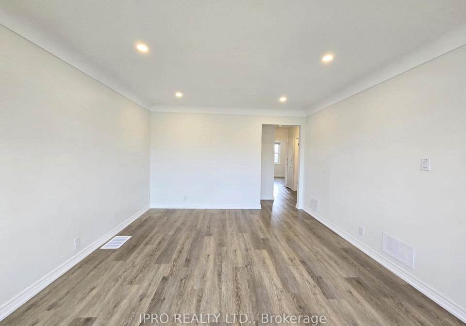 371-east-28th-street-hamilton-ontario-x12247718