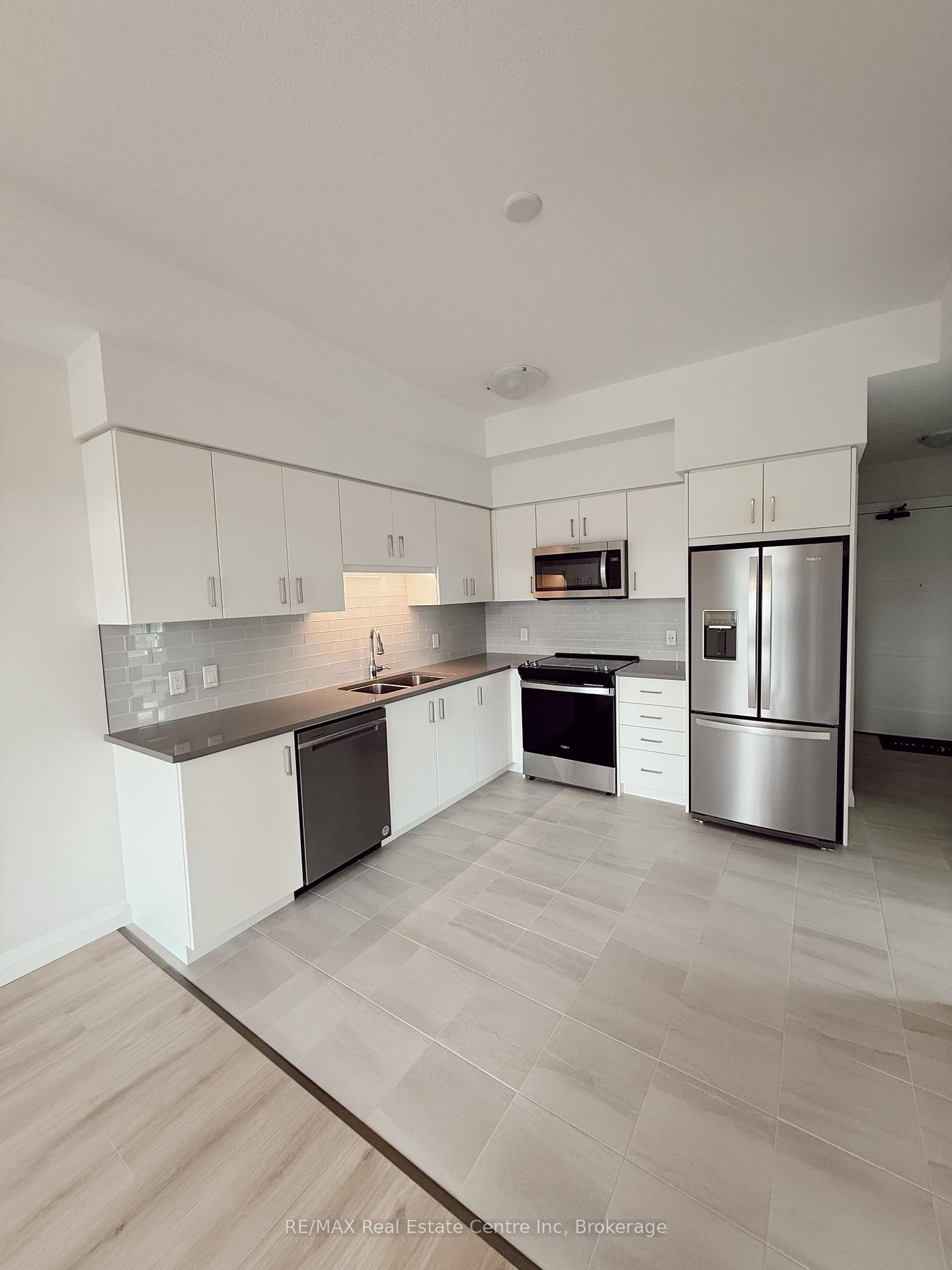 93-arthur-street-s-guelph-ontario-x12247790