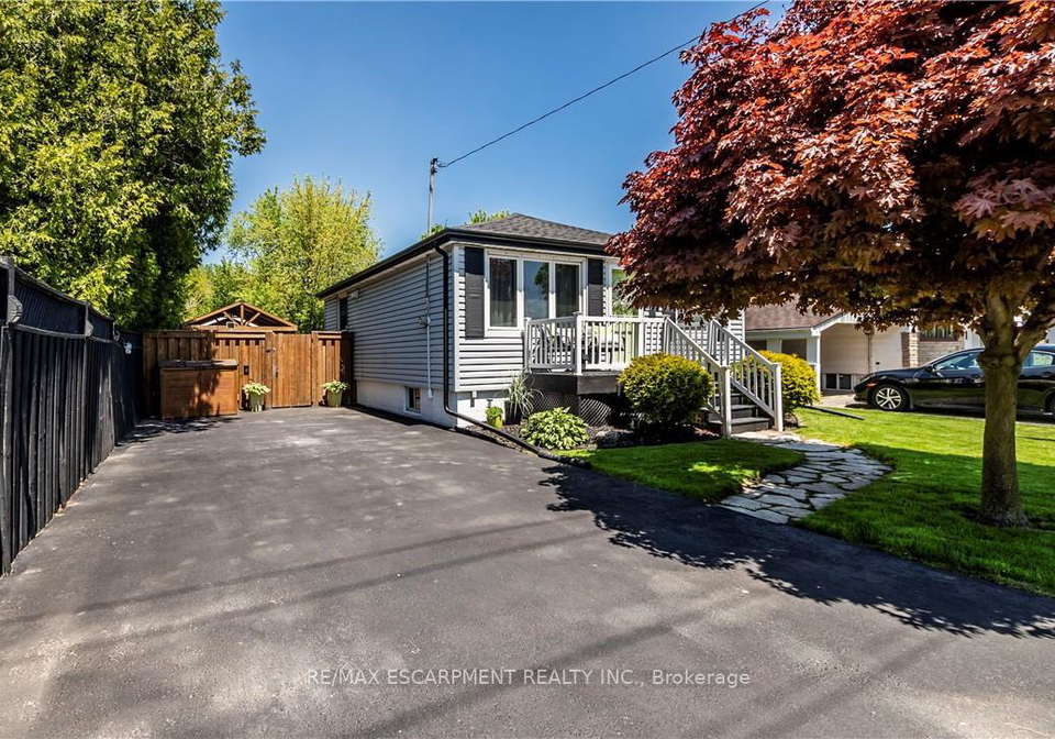 75-mcelroy-road-e-hamilton-ontario-x12247817