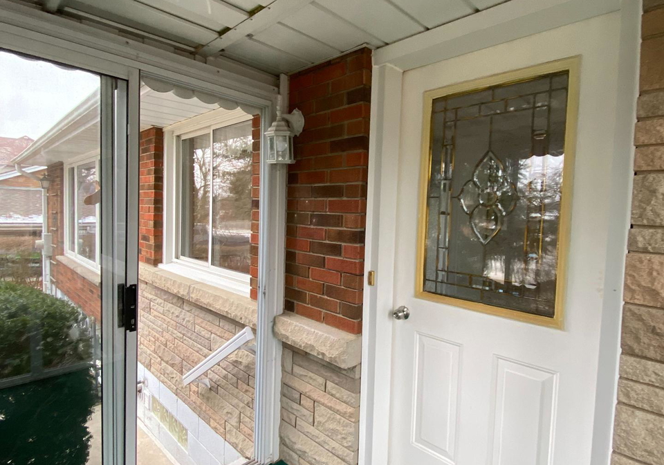242-highland-road-w-hamilton-ontario-x12247837