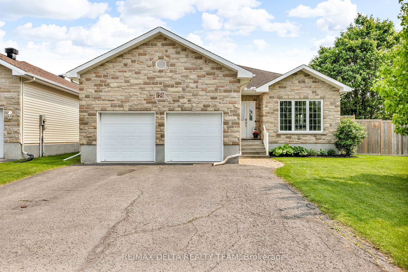 129-royal-court-the-nation-ontario-x12248015