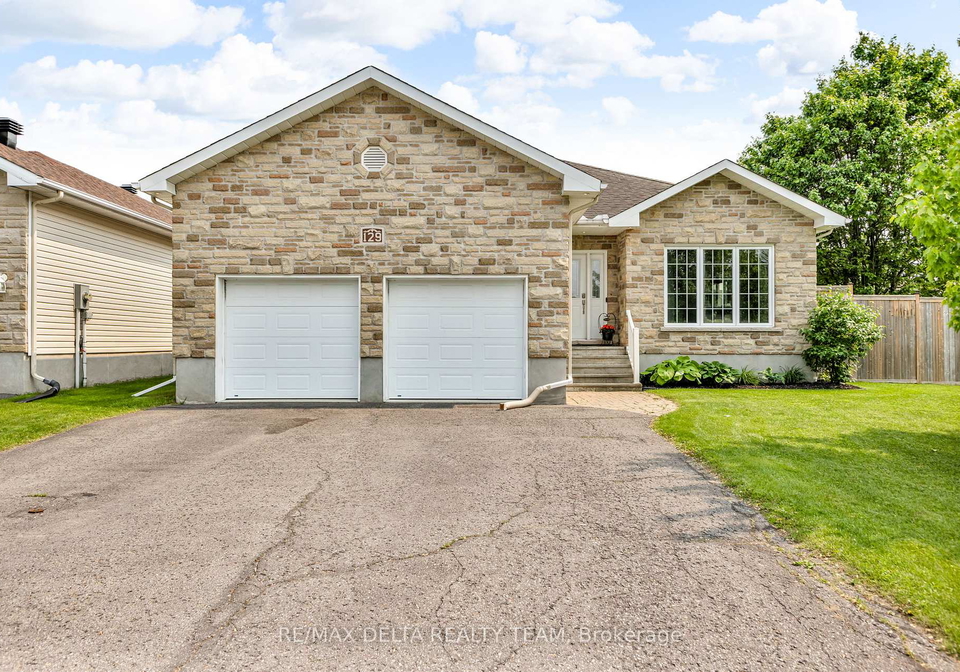 129-royal-court-the-nation-ontario-x12248015