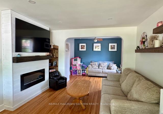 1110-hayes-street-peterborough-central-ontario-x12248043