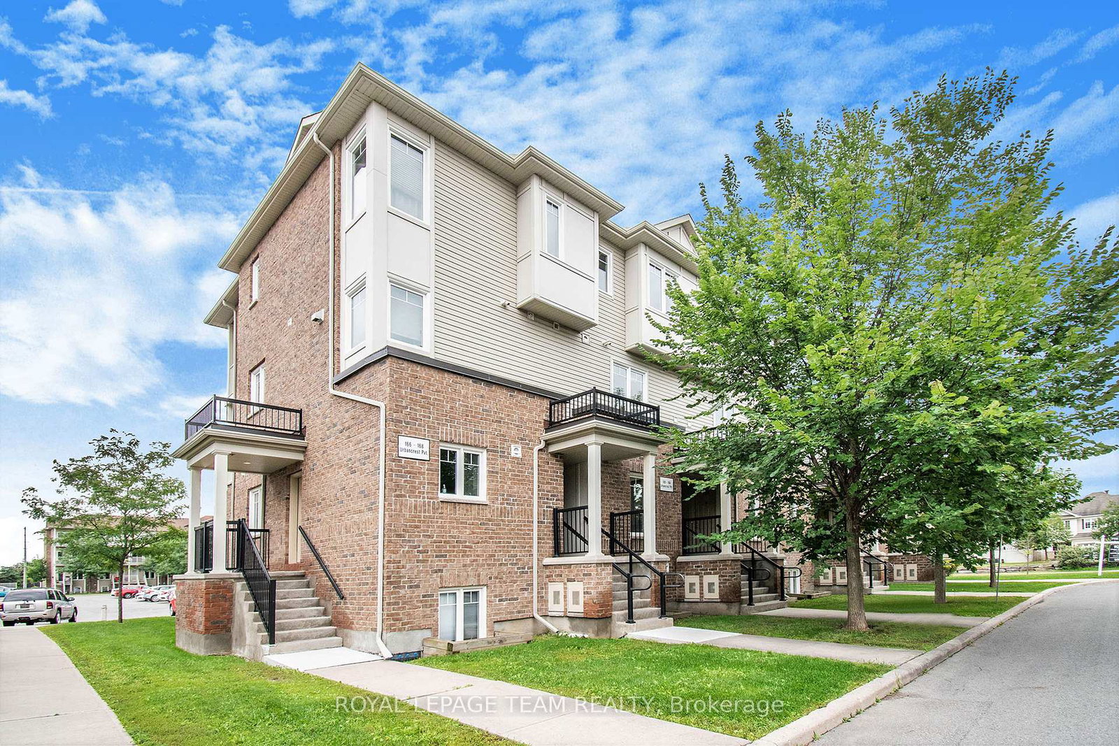 164-urbancrest-private-ottawa-ontario-x12248148