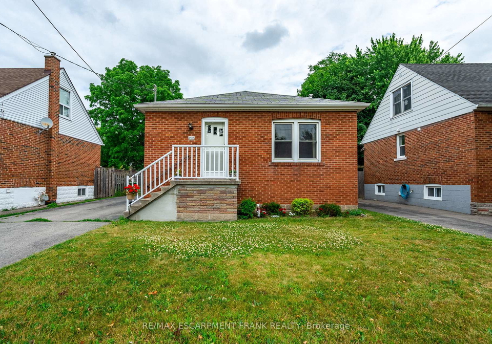 209-east-13th-street-hamilton-ontario-x12248345