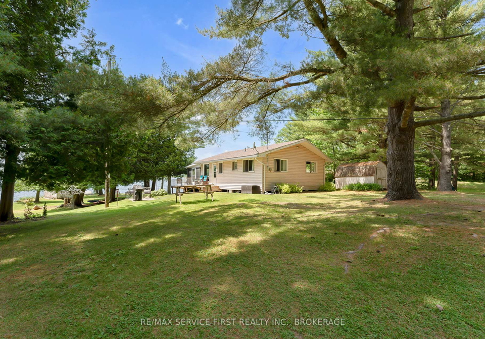 1066-breen-lane-frontenac-ontario-x12248350