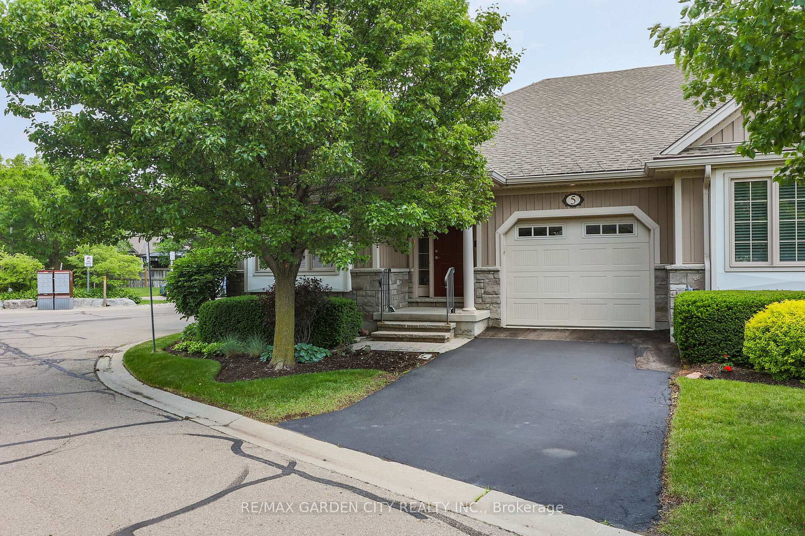 603-welland-avenue-e-st-catharines-ontario-x12248383