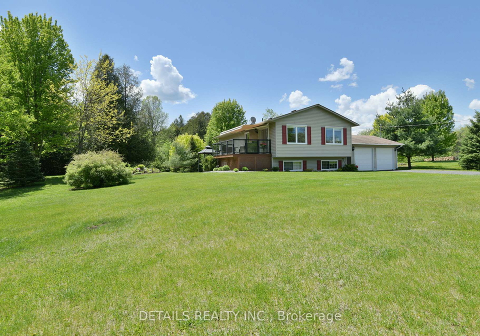 323-concession-11a-lanark-highlands-ontario-x12248393