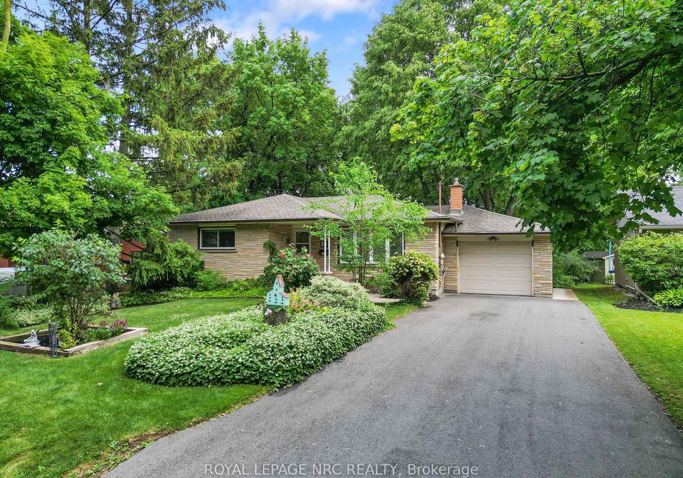 30-juliana-crescent-st-catharines-ontario-x12248505