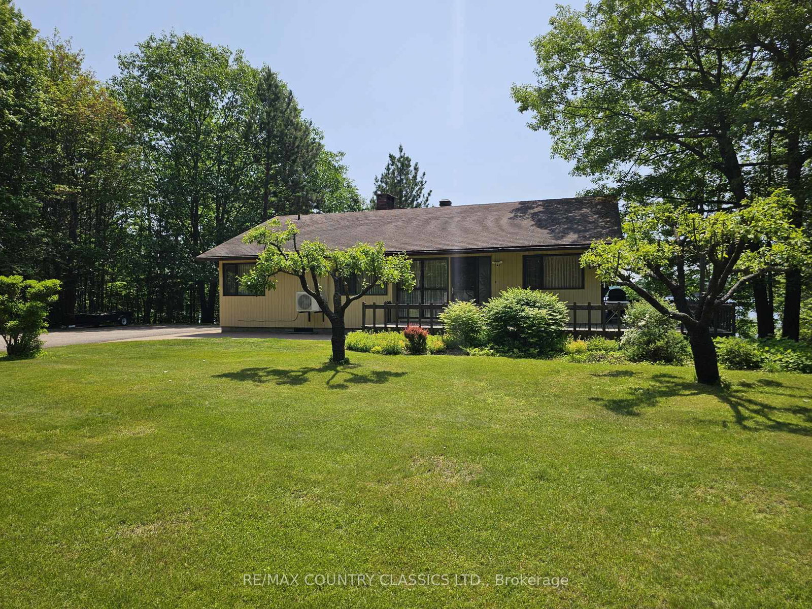 192a-blackfish-bay-road-madawaska-valley-ontario-x12248558