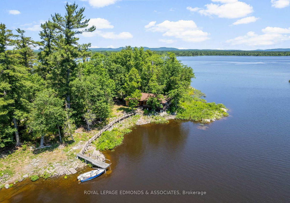 0-riddell-island-petawawa-ontario-x12248685