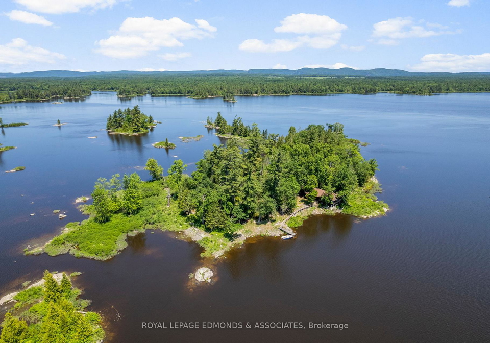 0-riddell-island-petawawa-ontario-x12248685