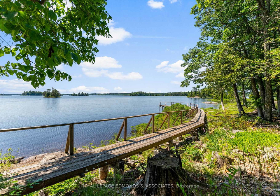 0-riddell-island-petawawa-ontario-x12248685